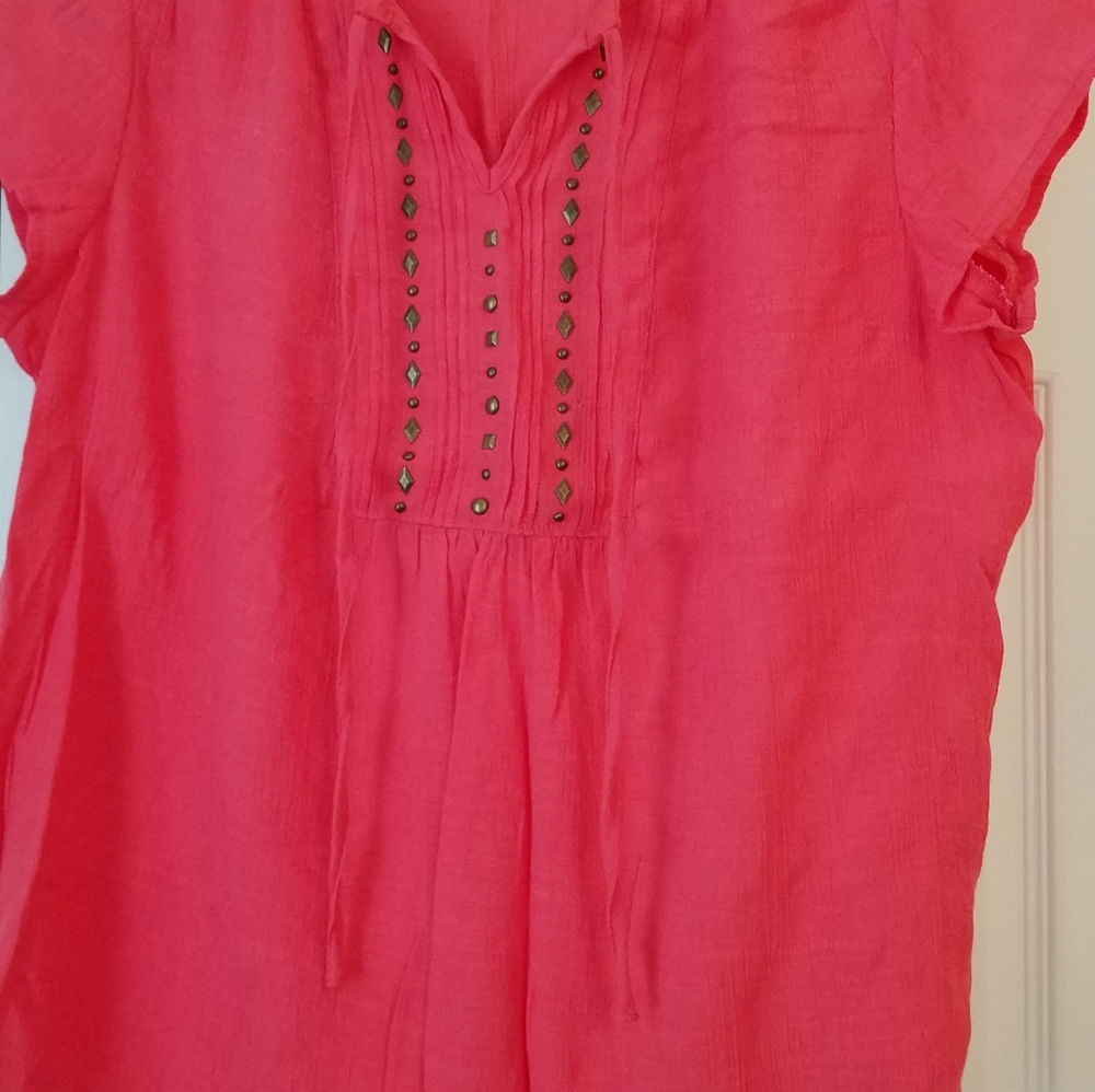 Short sleeve blouse